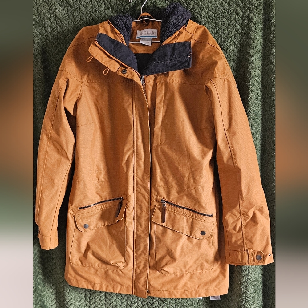 Columbia coat, size Large,